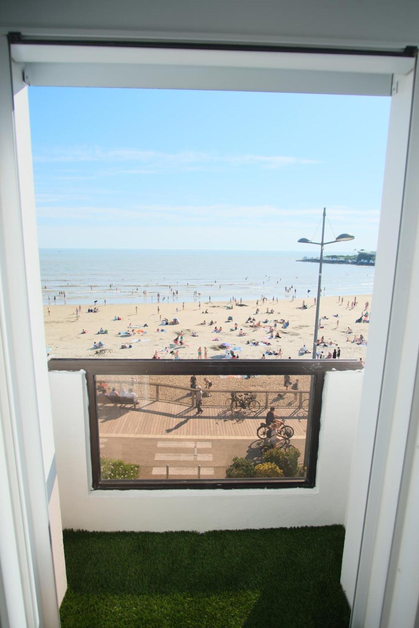 Appartement Avec Balcons Vue Mer A Pontaillac Royan Exterior foto